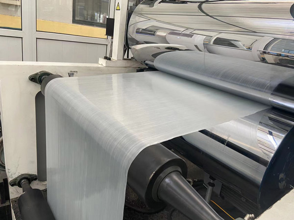 CFRT預浸(jìn)帶樹脂與纖(xiān)維相互熔融(róng)的緊密度影(yǐng)響物理性能(néng)